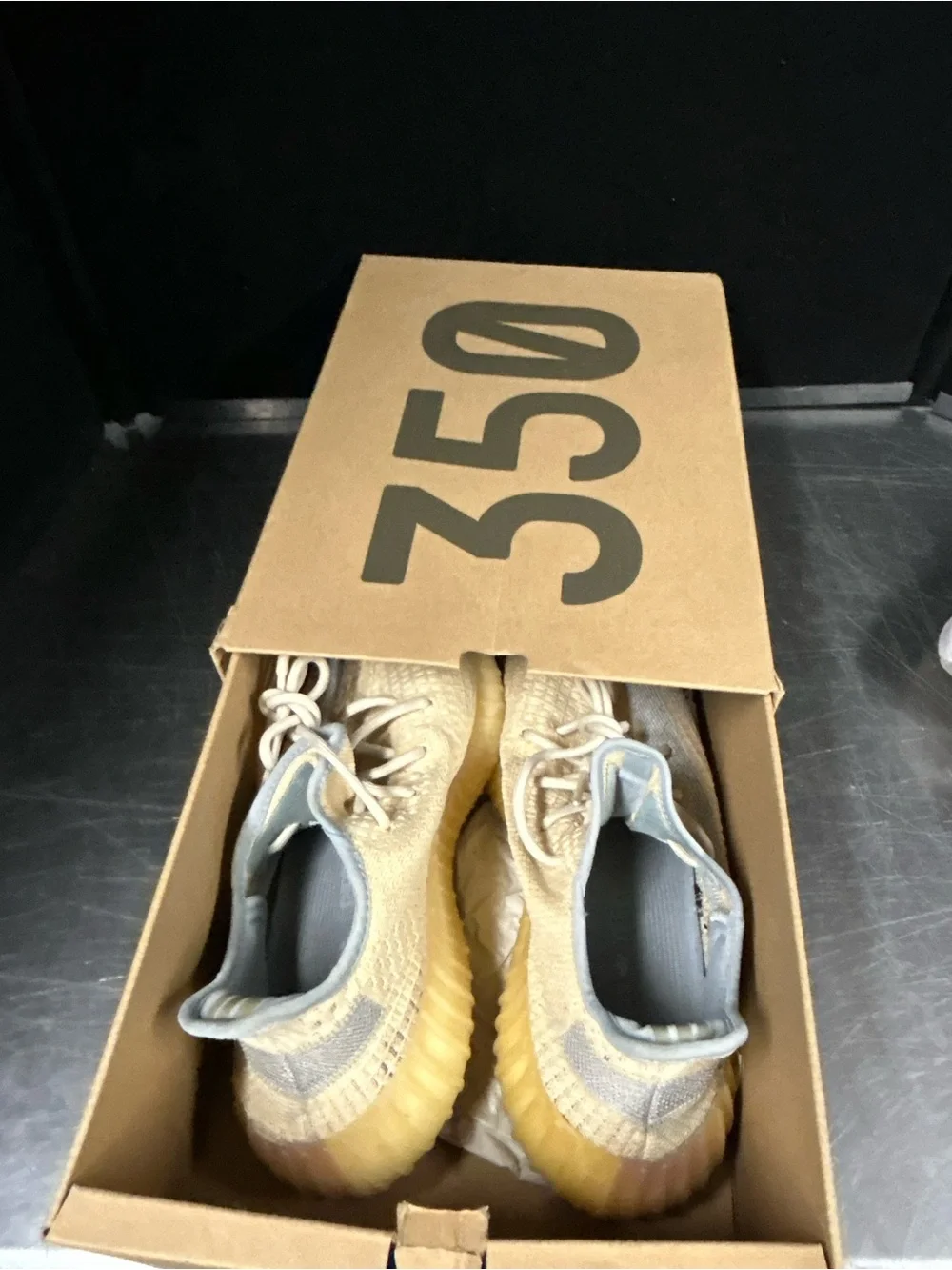 Yeezy Size 9.5 Men